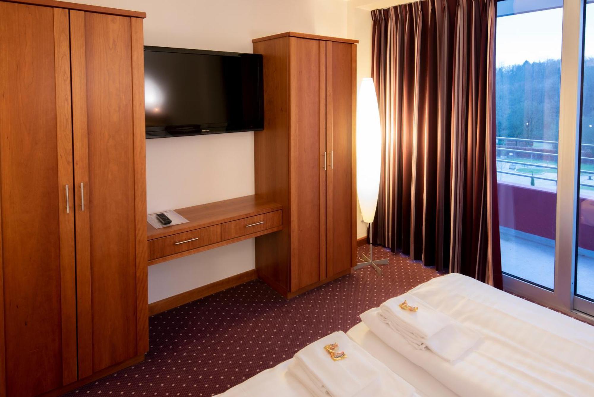 Hotel Im Park บาด อิบวร์ก ห้อง รูปภาพ